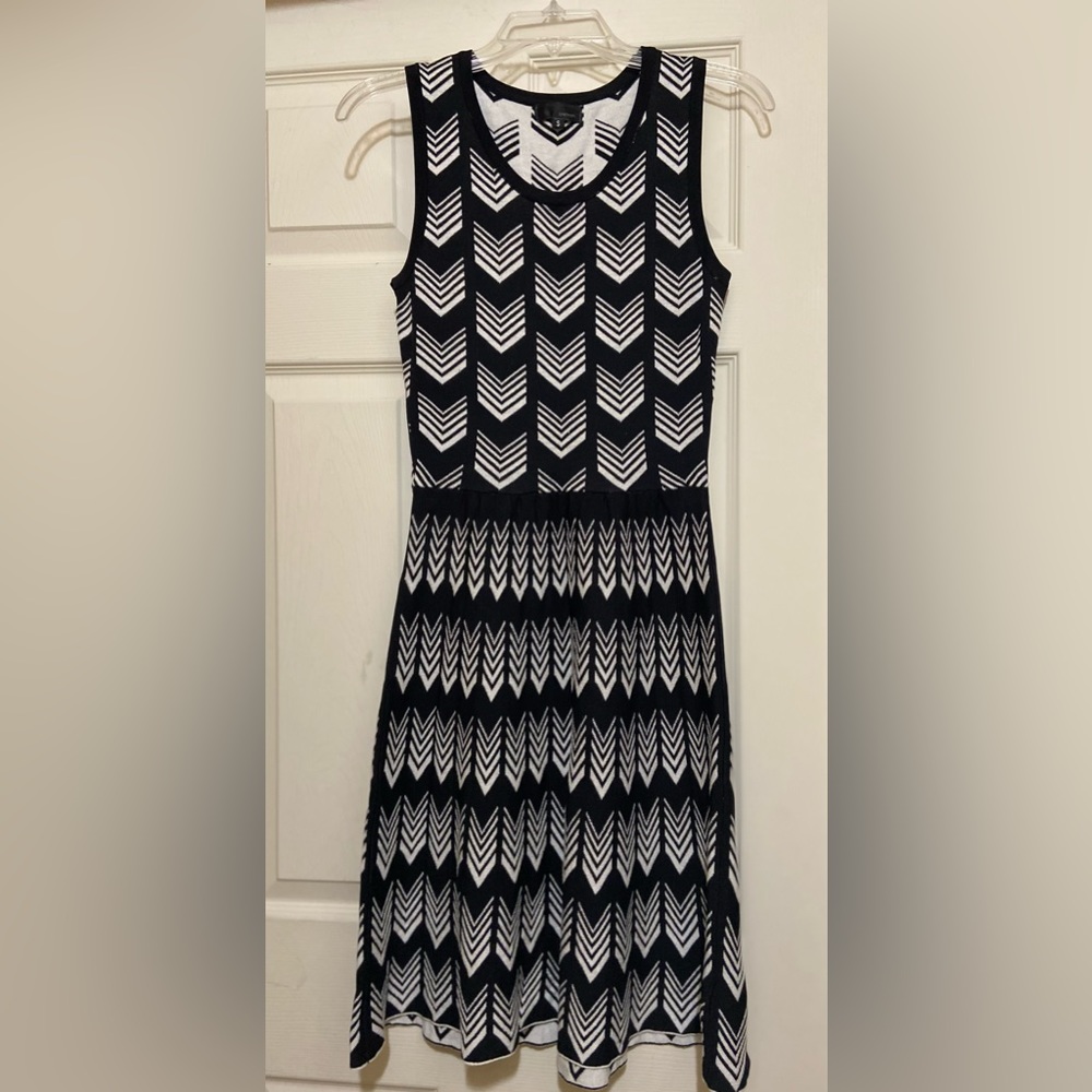 Io❤️posh Aline sleeveless knit dress